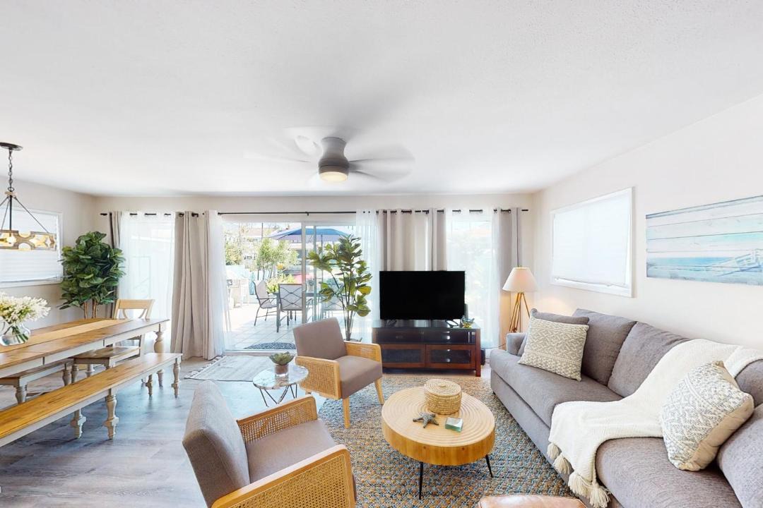 Photo of Livingroom in West Newport