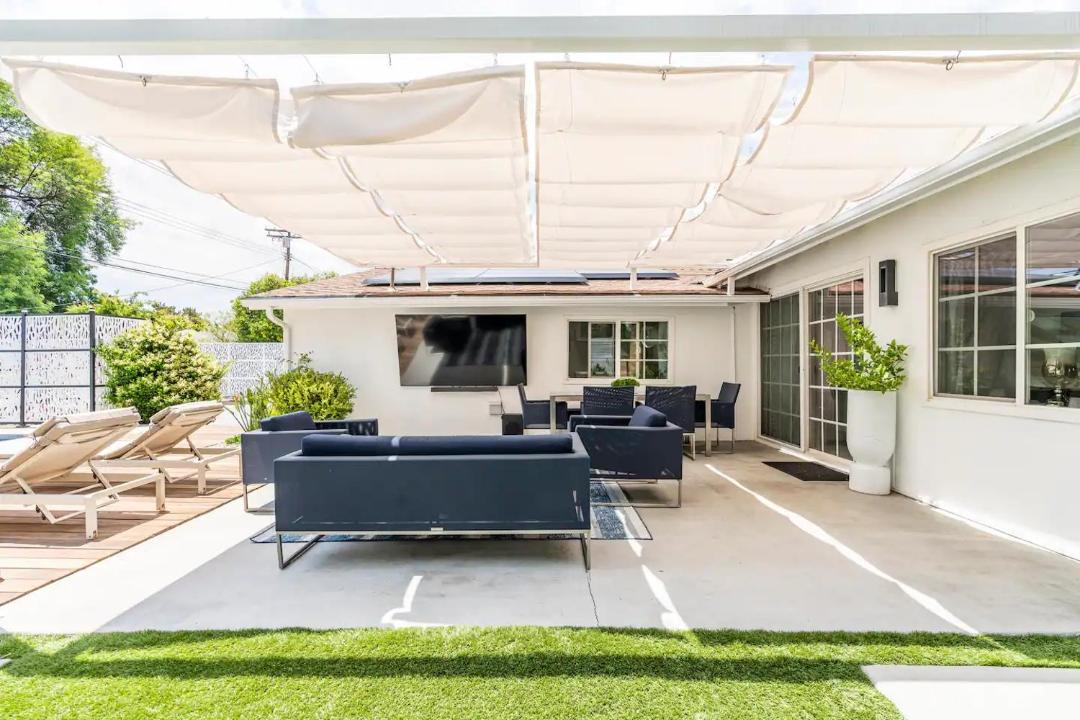 Photo of Patio Balcony in Los Angeles County