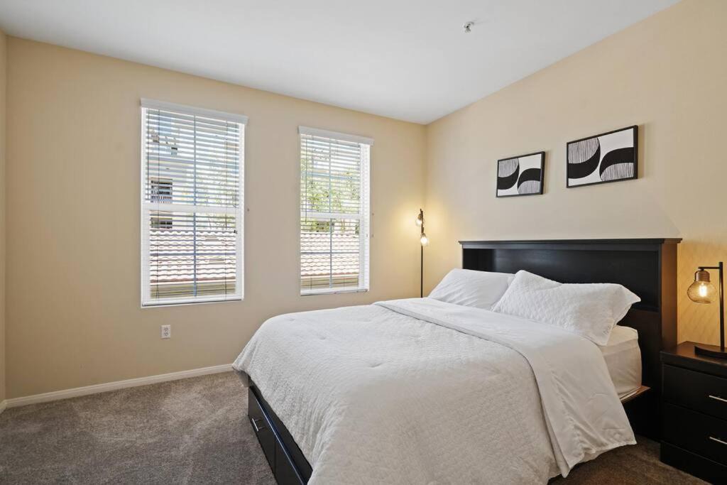 Photo of Bedroom in Orange