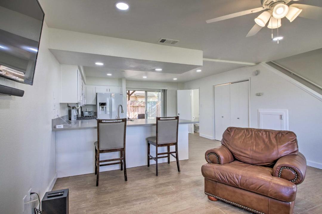 Photo of Livingroom in Country Rose