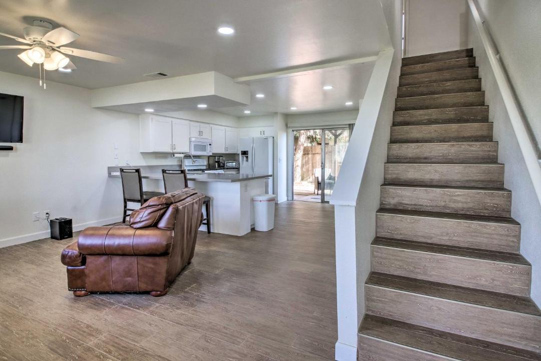 Photo of Livingroom in Country Rose