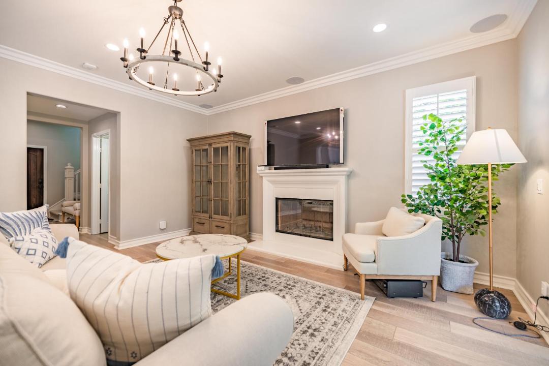Photo of Livingroom in Woodbury