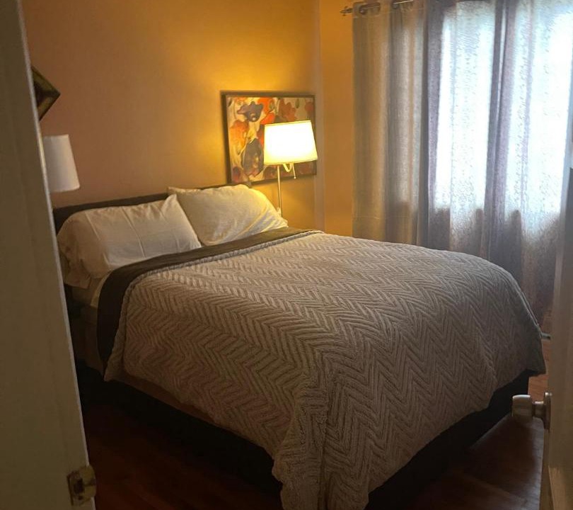 Photo of Bedroom in Harbor