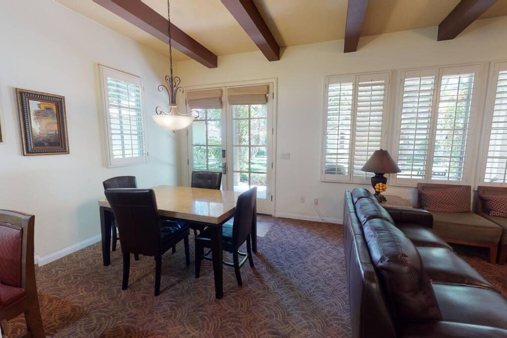 Photo of Livingroom in La Quinta