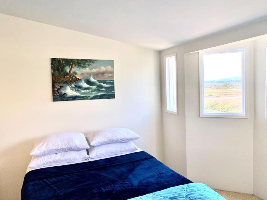 Photo of Bedroom in Carpinteria