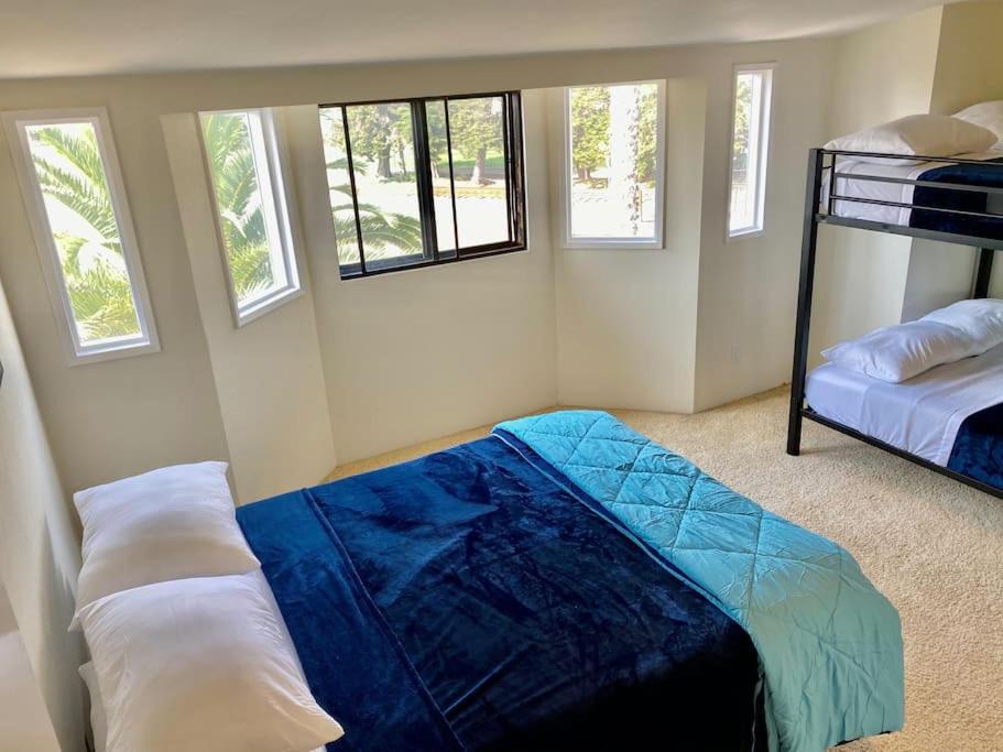 Photo of Bedroom in Carpinteria