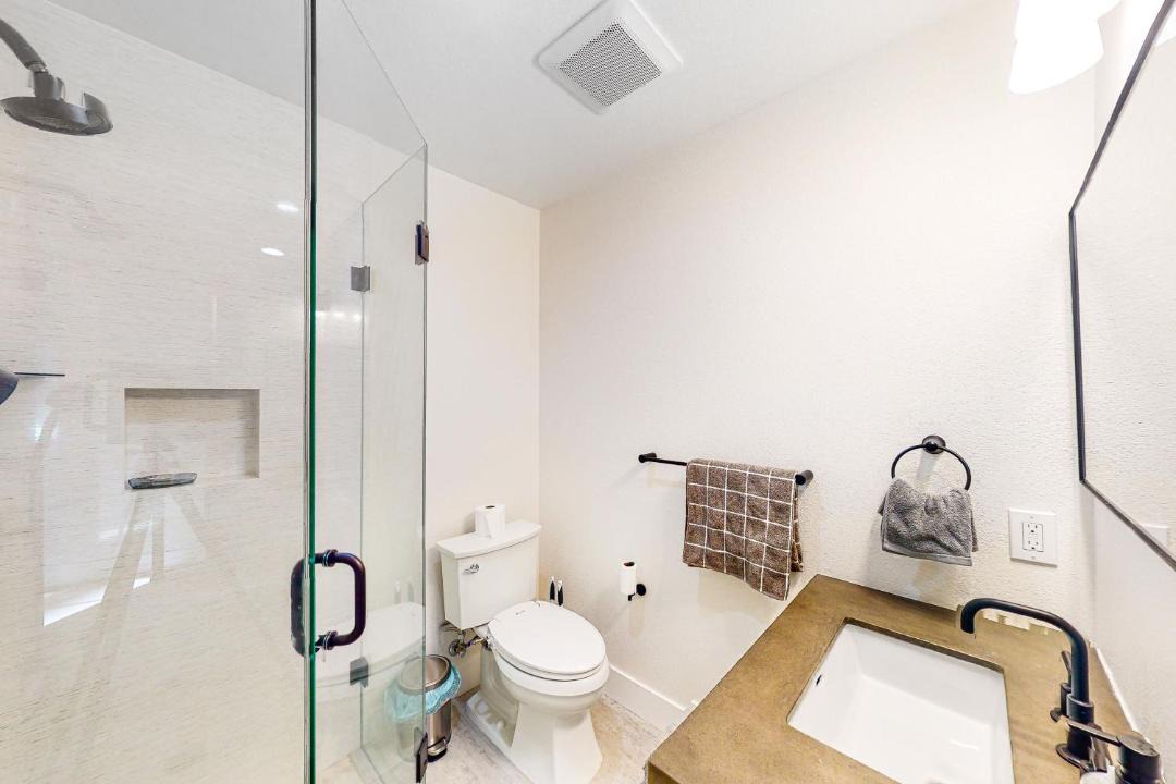Photo of Bathroom in Del Monte Forest