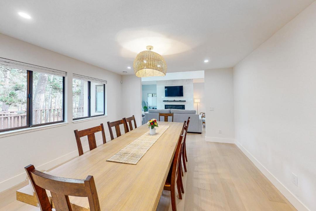 Photo of Livingroom in Del Monte Forest