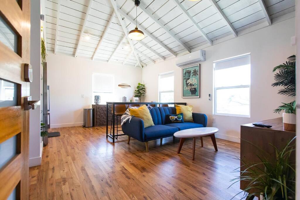 Photo of Livingroom in Santa Ana