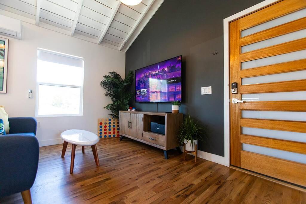 Photo of Livingroom in Santa Ana