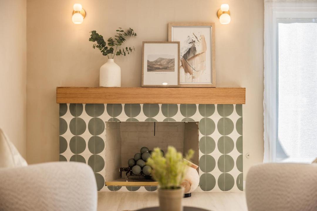 Photo of Livingroom in Fullerton