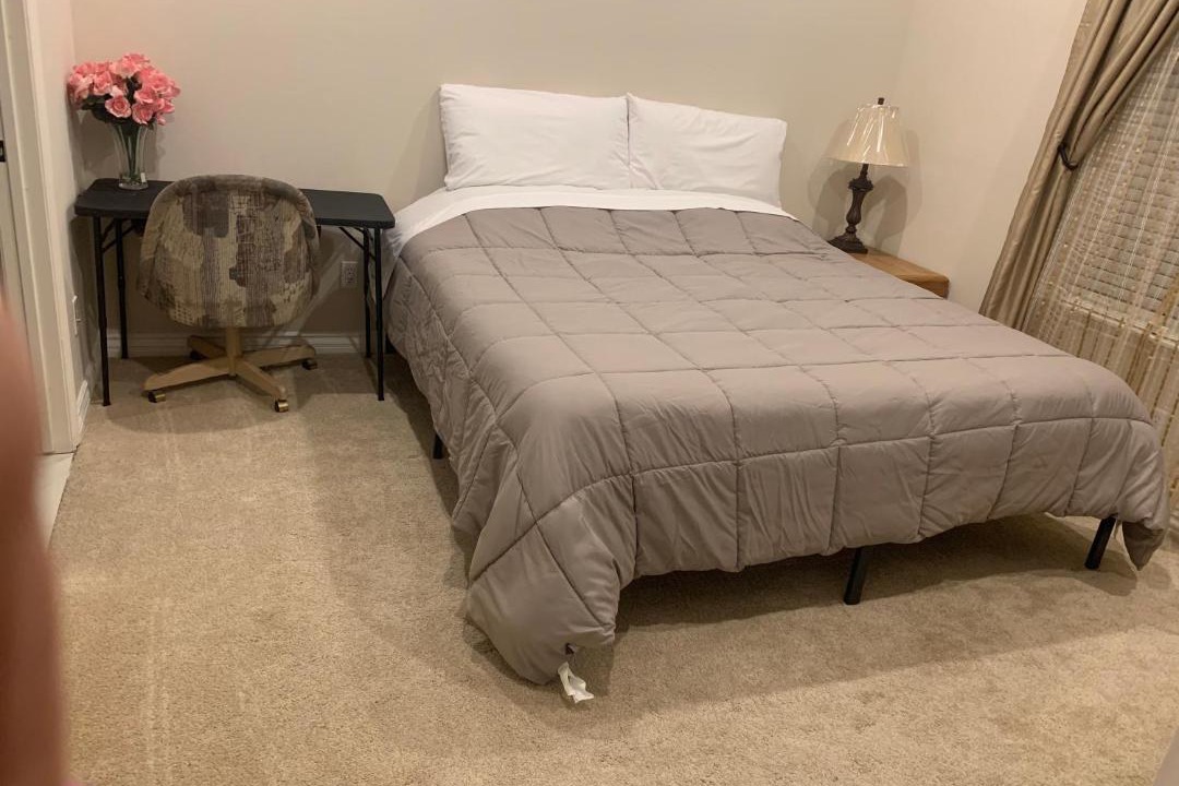 Photo of Bedroom in Alessandro Heights