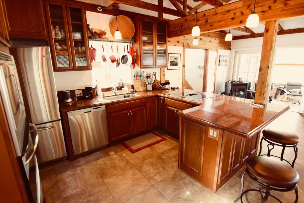 Photo of Kitchen in Joshua Tree Highlands