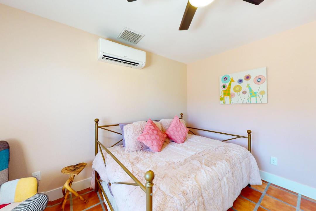 Photo of Bedroom in Joshua Tree