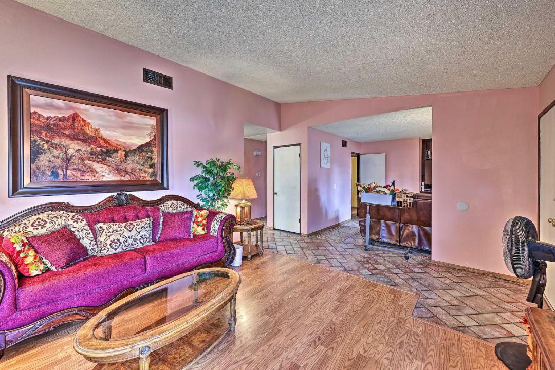 Photo of Livingroom in Ontario
