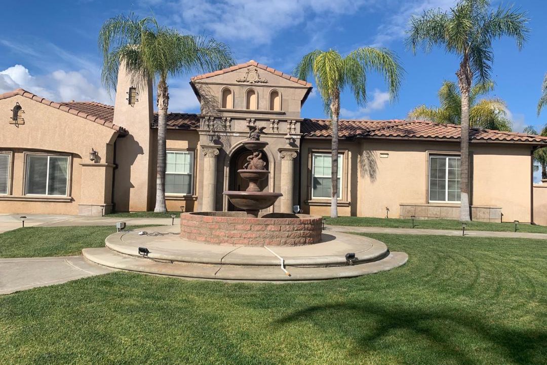 Photo of Buildings in Alessandro Heights