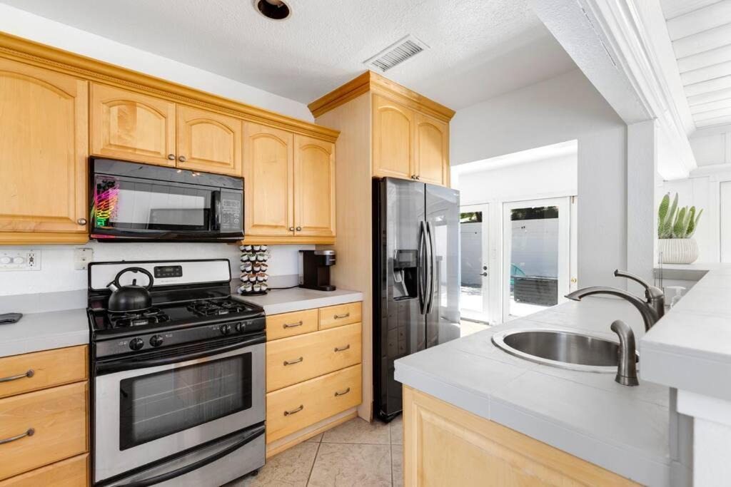 Photo of Kitchen in Racquet Club West
