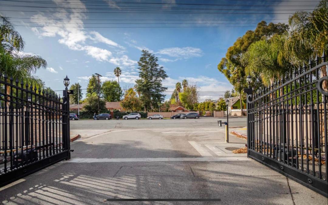 Photo of Others in Tarzana