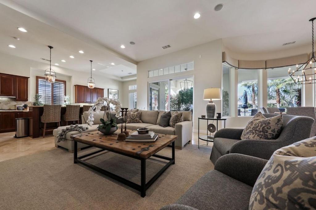 Photo of Livingroom in La Quinta