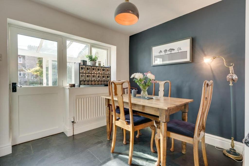 Photo of Livingroom in Arnside