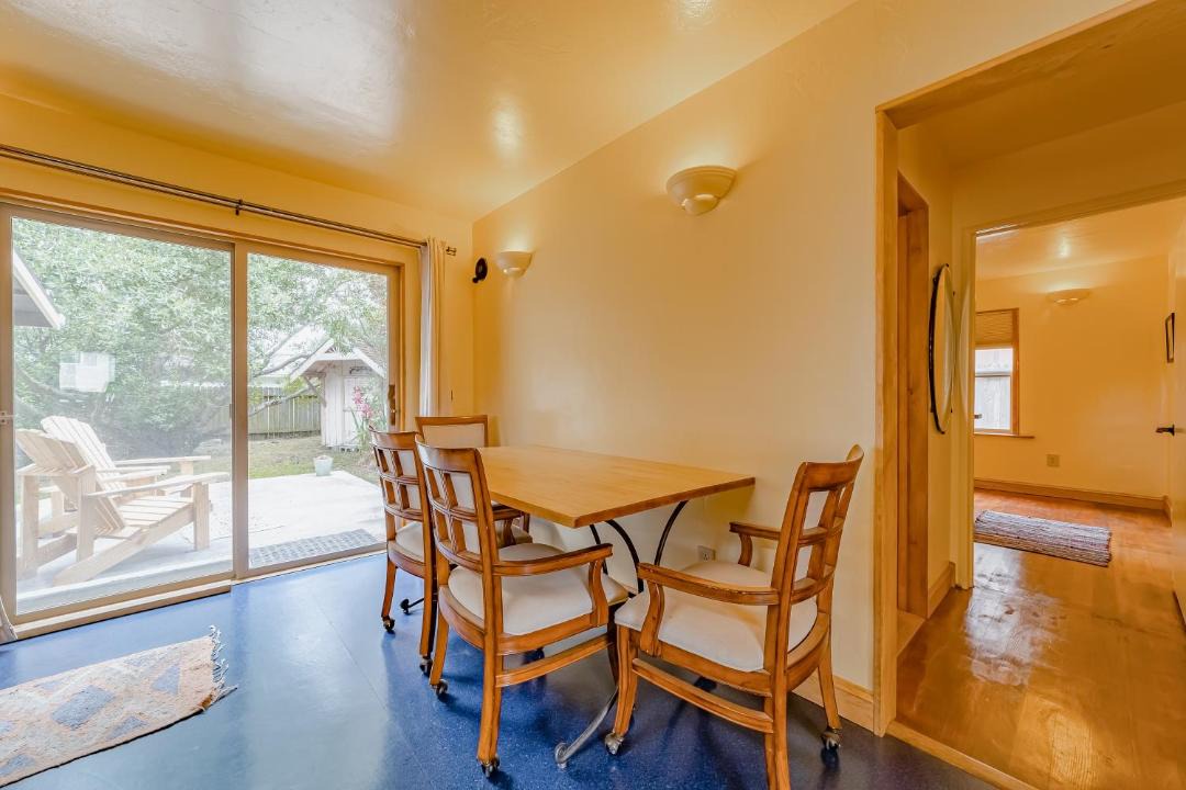 Photo of Livingroom in Arcata