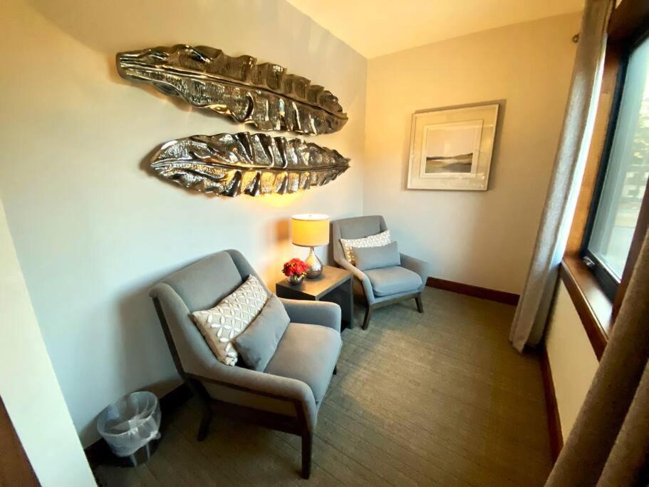 Photo of Livingroom in Lakeside Park
