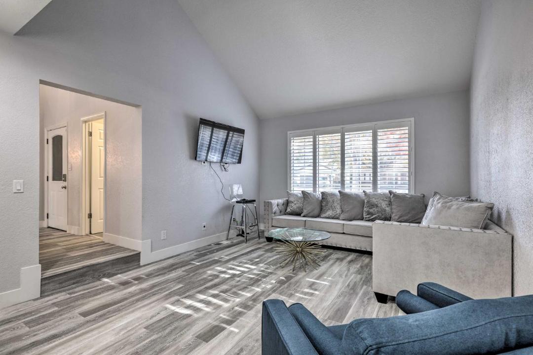 Photo of Livingroom in Modesto