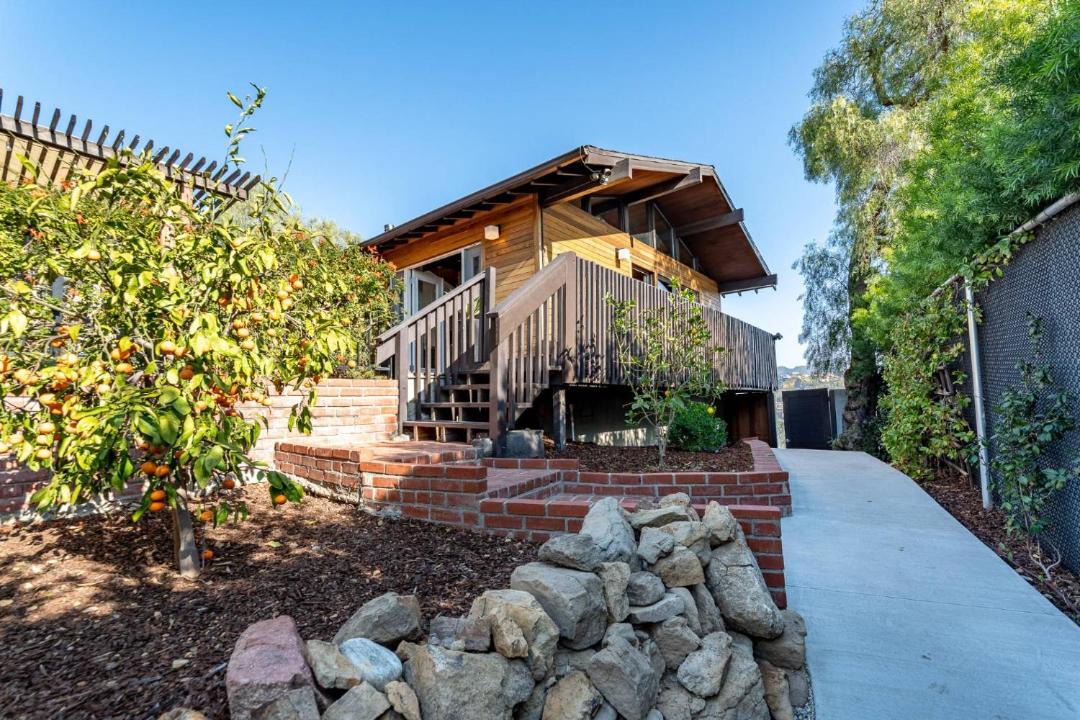 Photo of Others in Hollywood Hills