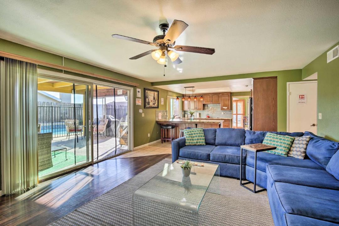 Photo of Livingroom in Lincoln Acres