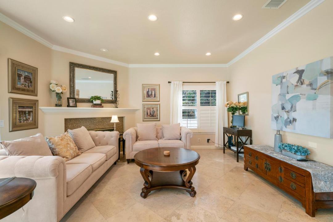 Photo of Livingroom in Rowland Heights