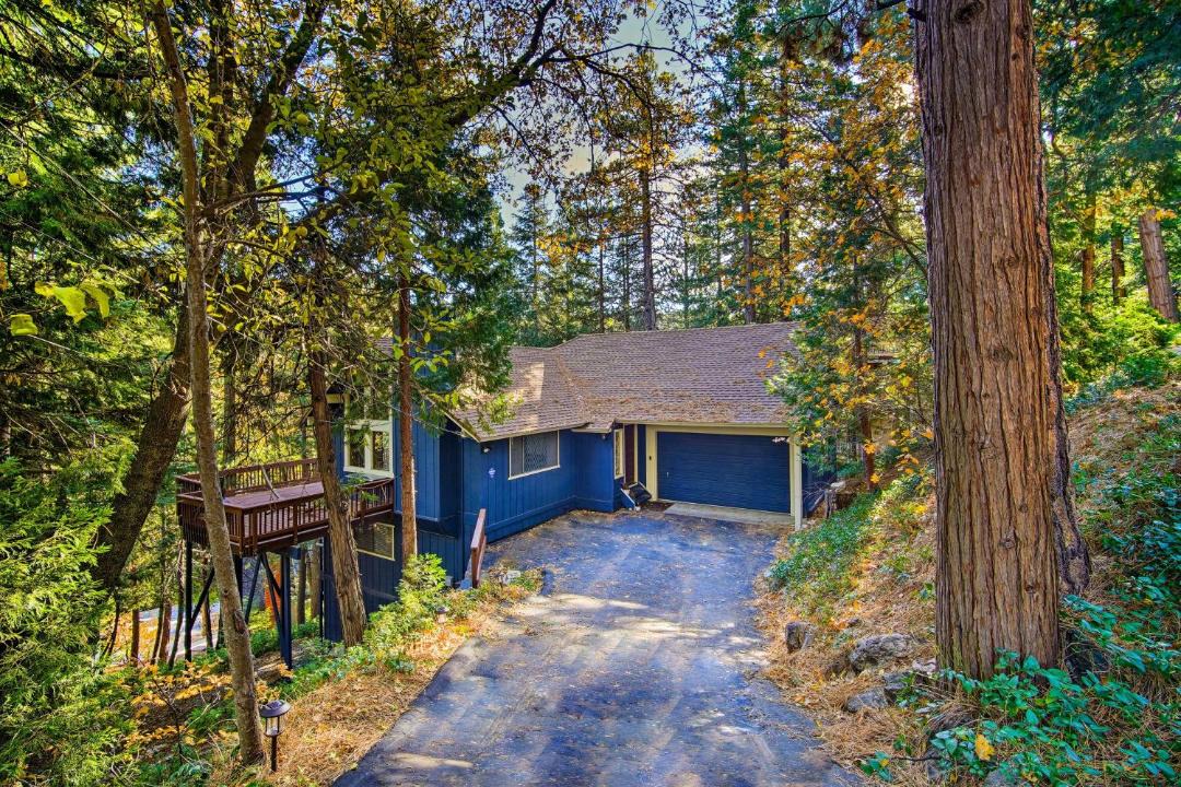 Photo of Buildings in Twin Peaks