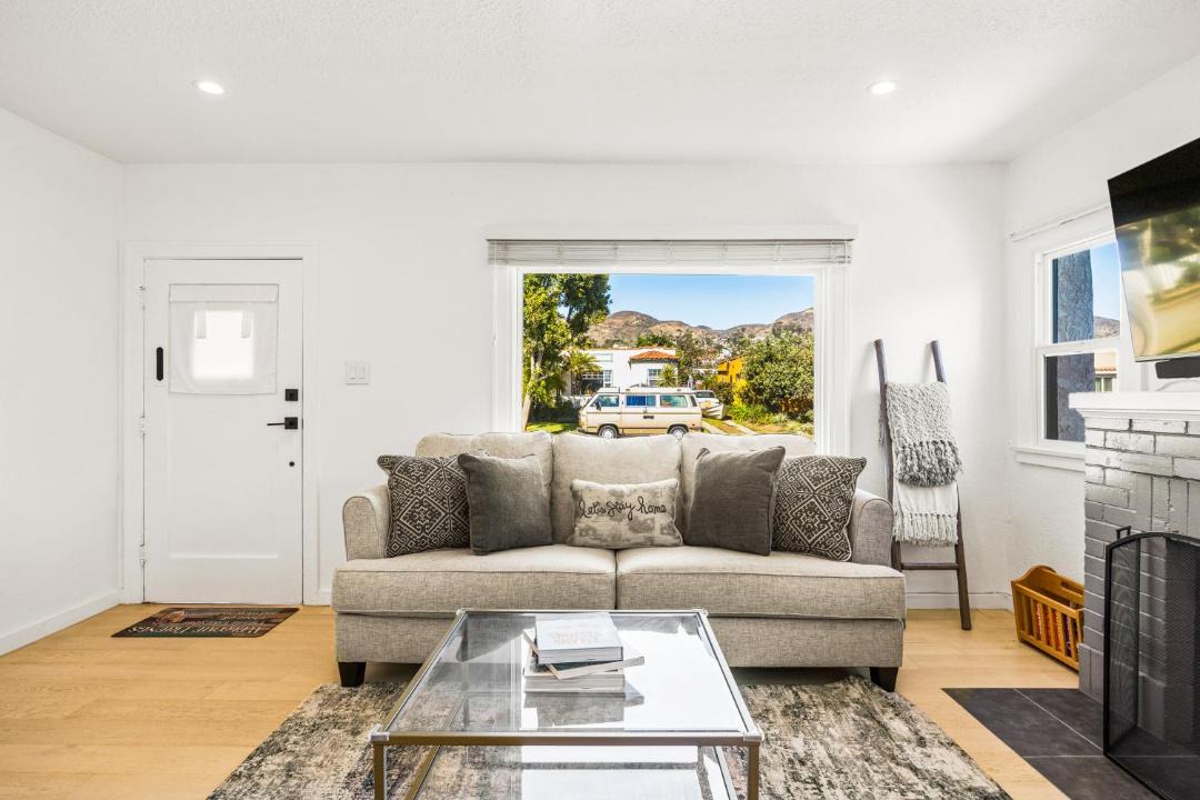 Photo of Livingroom in Ventura