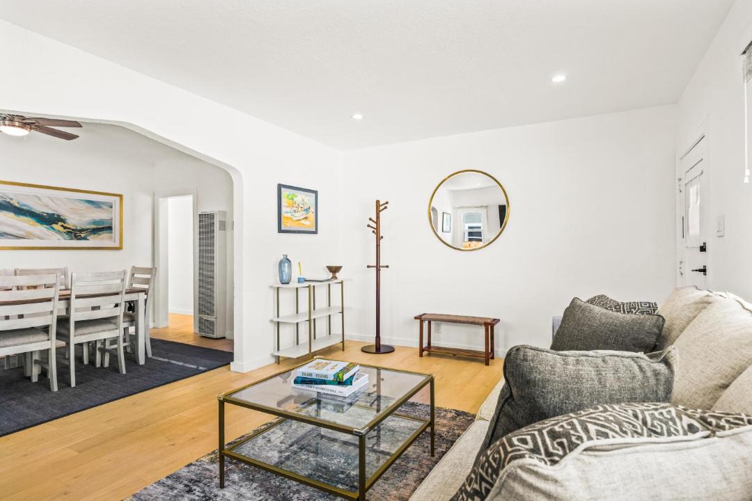 Photo of Livingroom in Ventura