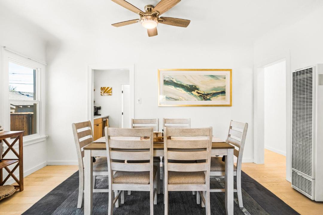 Photo of Livingroom in Ventura
