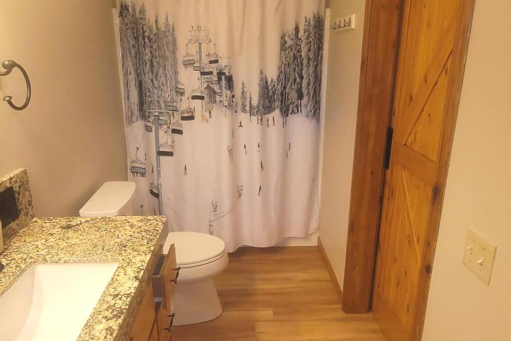 Photo of Bedroom in Big Bear Lake