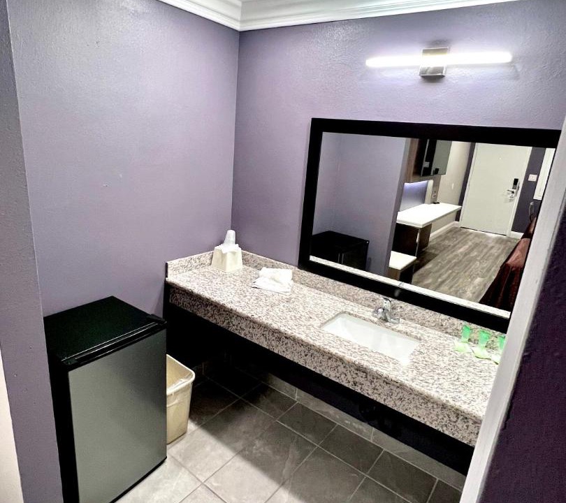 Photo of Bathroom in South Montebello