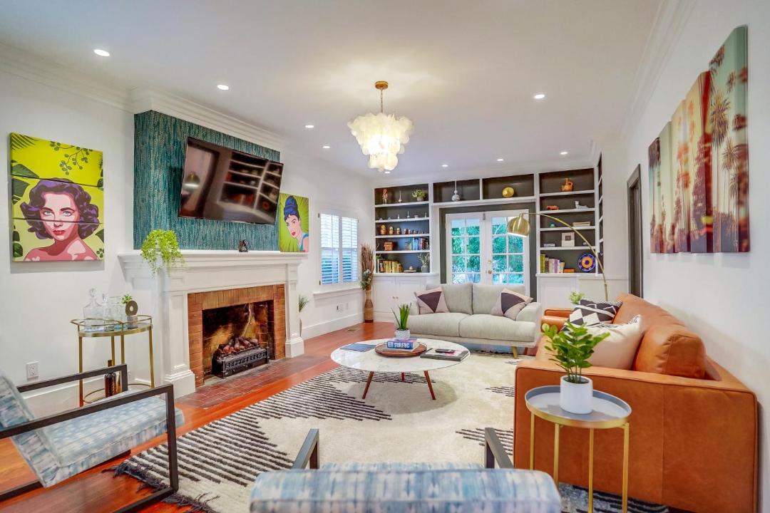 Photo of Livingroom in Hollywood