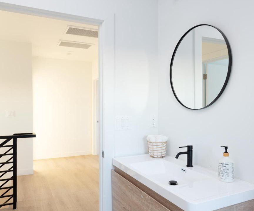Photo of Bathroom in Los Angeles