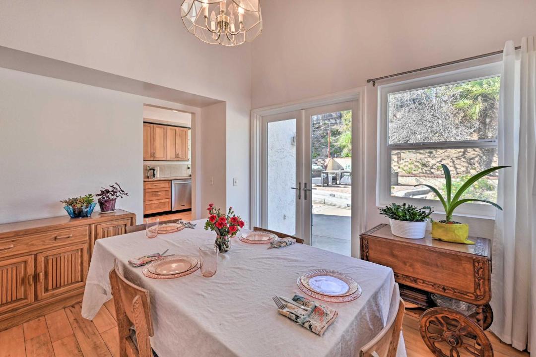 Photo of Livingroom in Rancho Bernardo