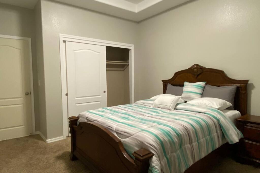 Photo of Bedroom in Madera