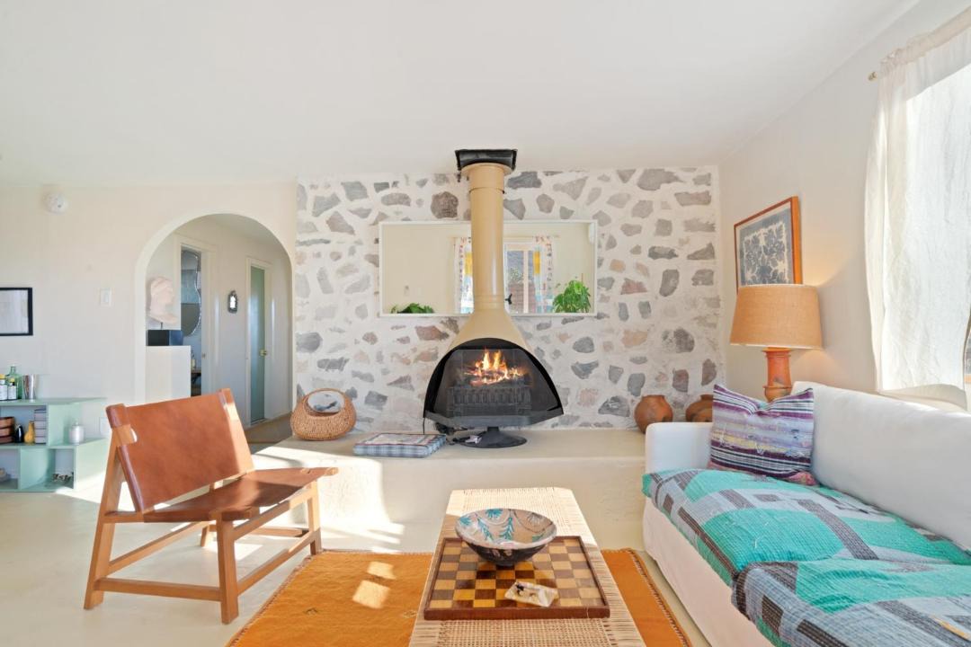 Photo of Livingroom in Landers