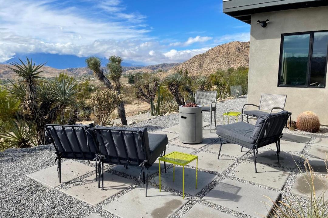 Photo of Patio Balcony in Morongo Valley