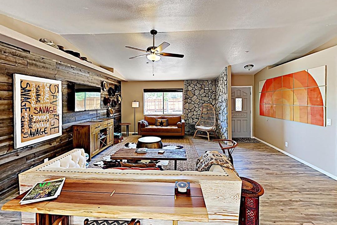 Photo of Livingroom in Pioneertown