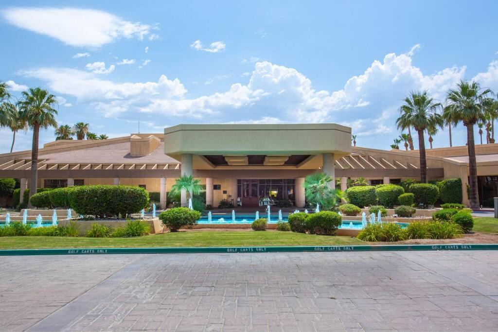 Photo of Buildings in Palm Desert