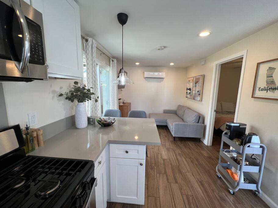 Photo of Livingroom in Whittier