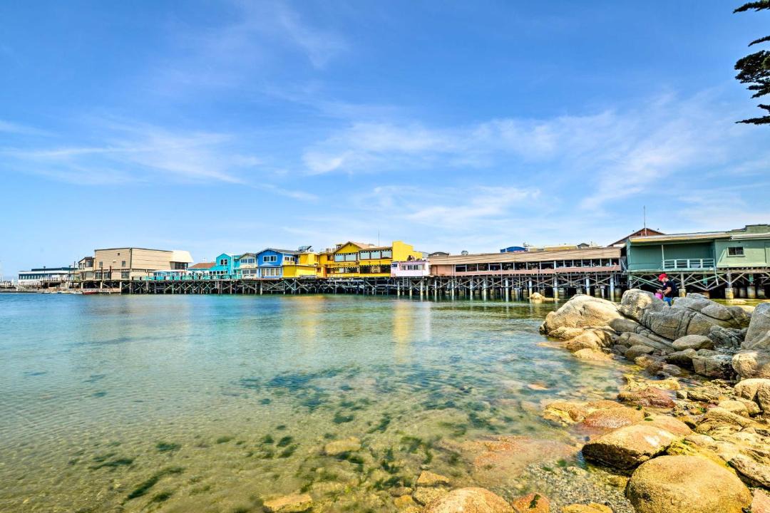Photo of Others in Downtown Monterey