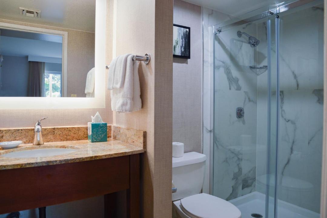 Photo of Bathroom in La Mirada