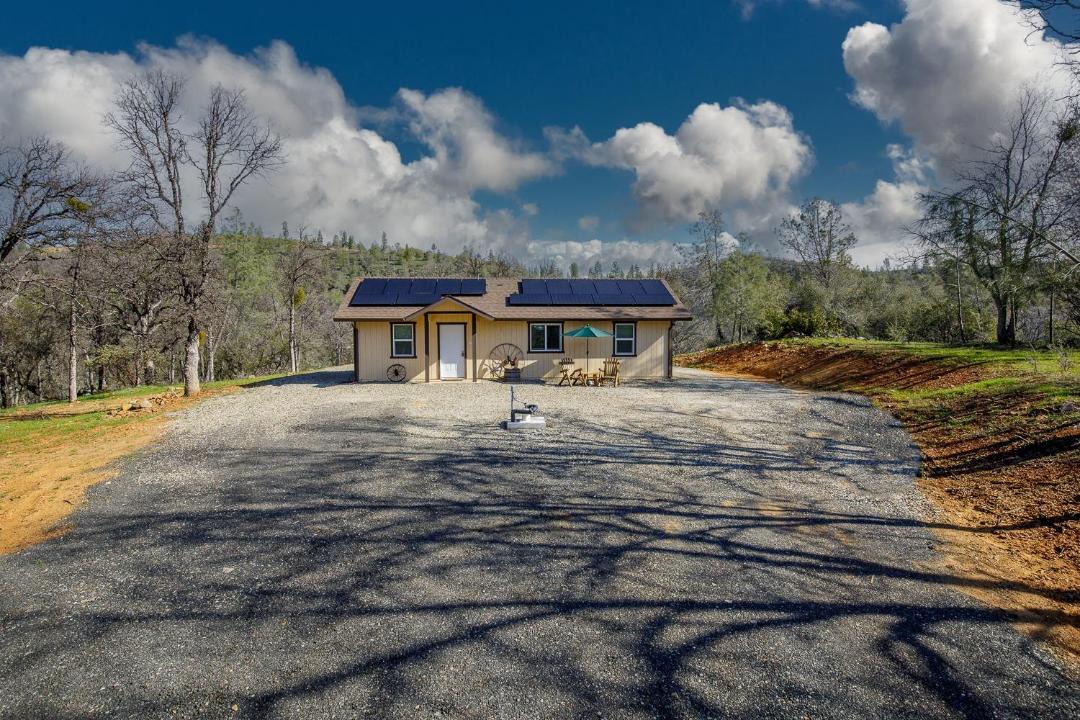 Photo of Others in Mariposa