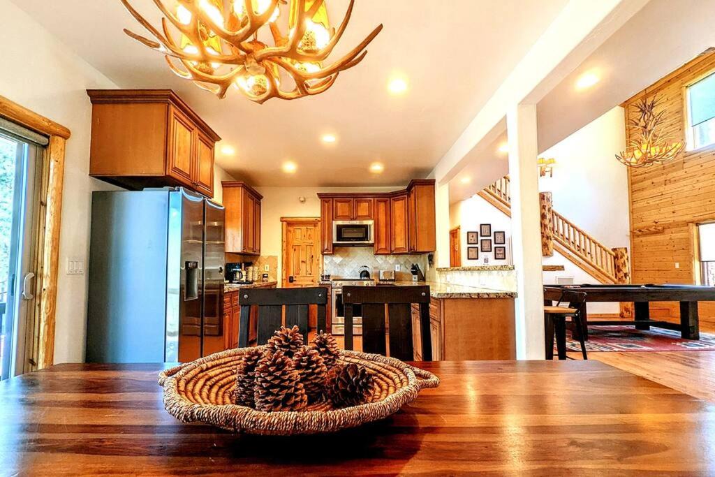 Photo of Livingroom in Meadowbrook Estates