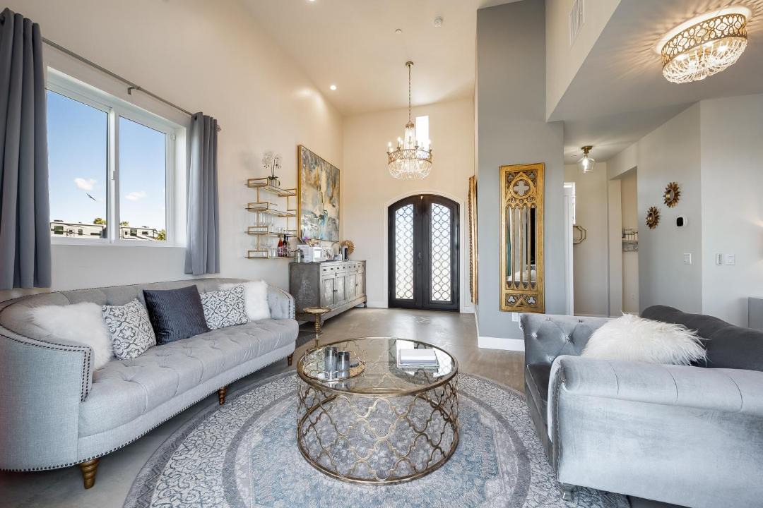 Photo of Livingroom in Temecula